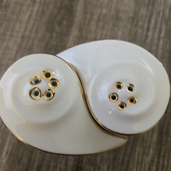 Porcelain Salt and Pepper Shakers White and Gold Color Olympic Porcelain - Picture 2 of 8